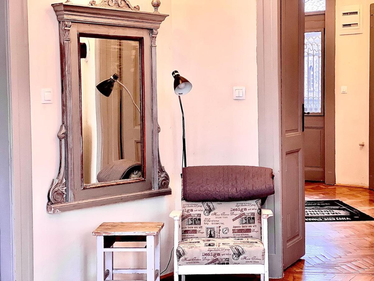 F14 Guest House By Small Home Budapeste Exterior foto